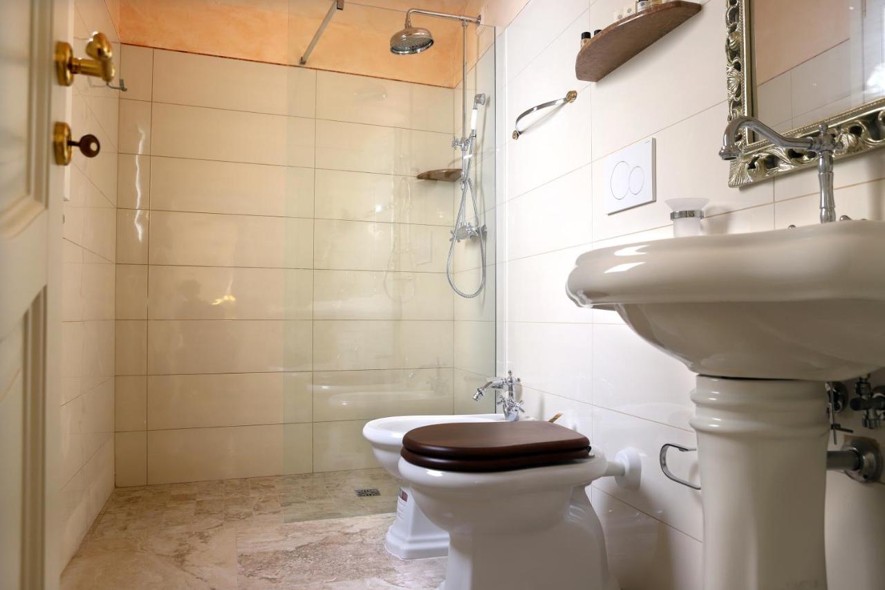 Palazzo Castiglione Bed & Breakfast Gallipoli Ngoại thất bức ảnh