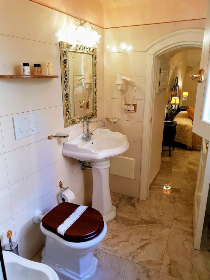 Palazzo Castiglione Bed & Breakfast Gallipoli Ngoại thất bức ảnh